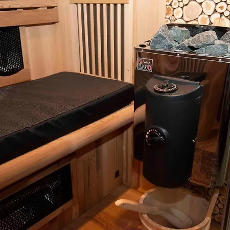 Studiobeerse Met Sauna Zwembad En Spa